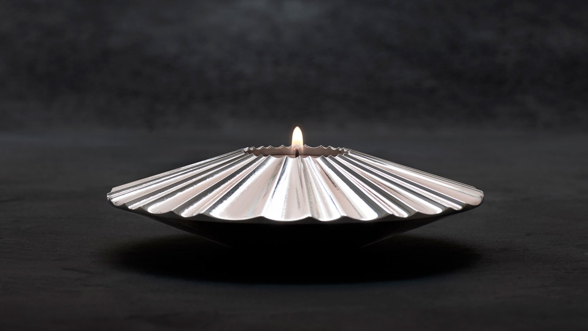 hybrit-candle-holder.jpg