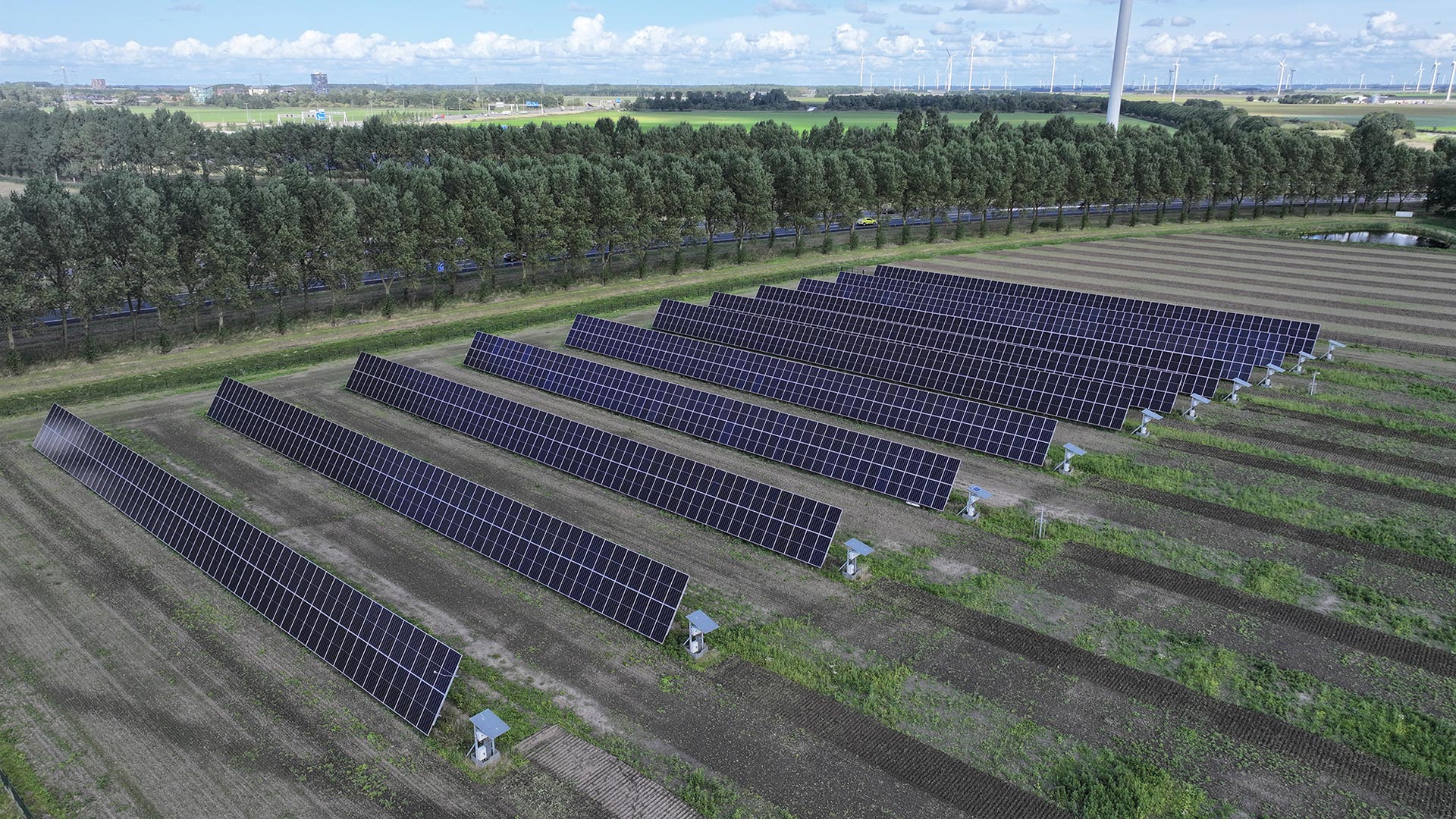  Aerial photo of Symbizon Agri-PV park